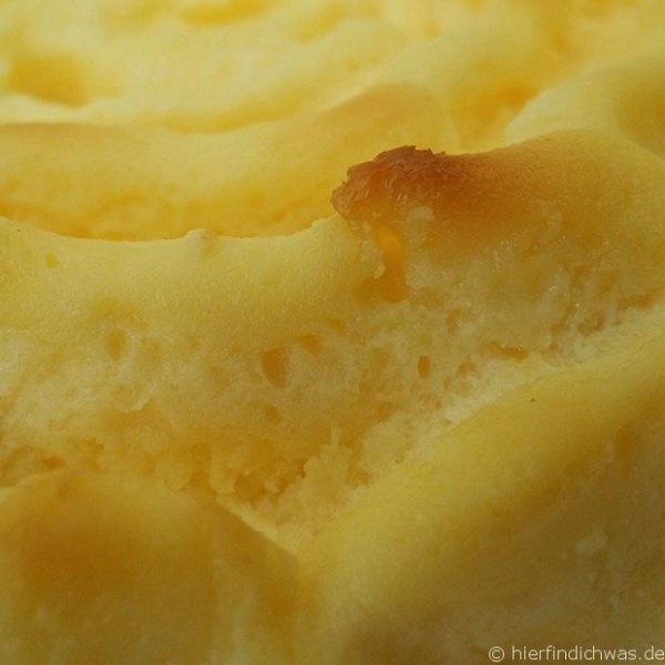 Käsekuchen ohne Boden in Rosenform, schnell, einfach, kalorienarm