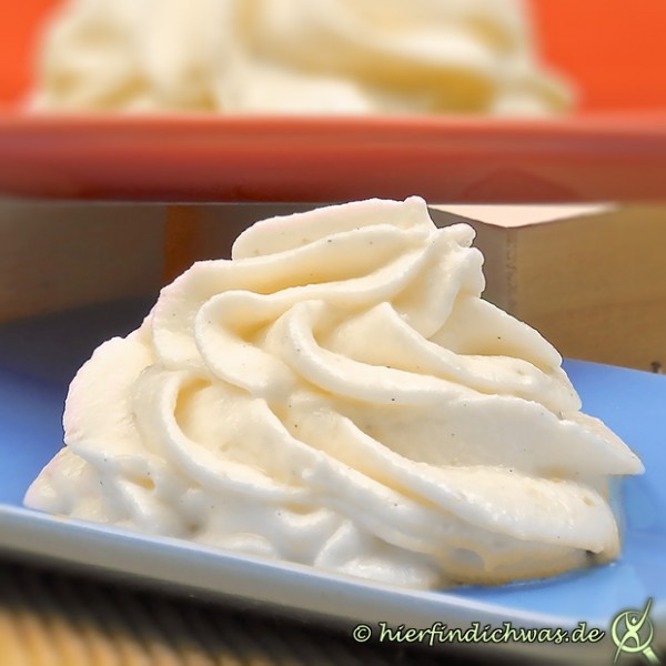Frischkaese Frosting Topping